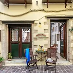 Apartment Ifigenia Traditional Rooms & Maisonettes *