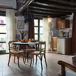 Apartment Ifigenia Traditional Rooms & Maisonettes