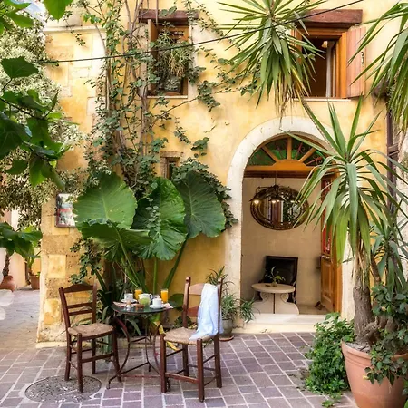 Ifigenia Traditional Rooms & Maisonettes Chania (Crete)