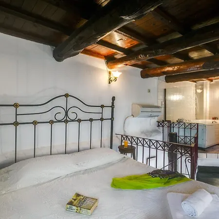 Ifigenia Traditional & Maisonettes شقة *