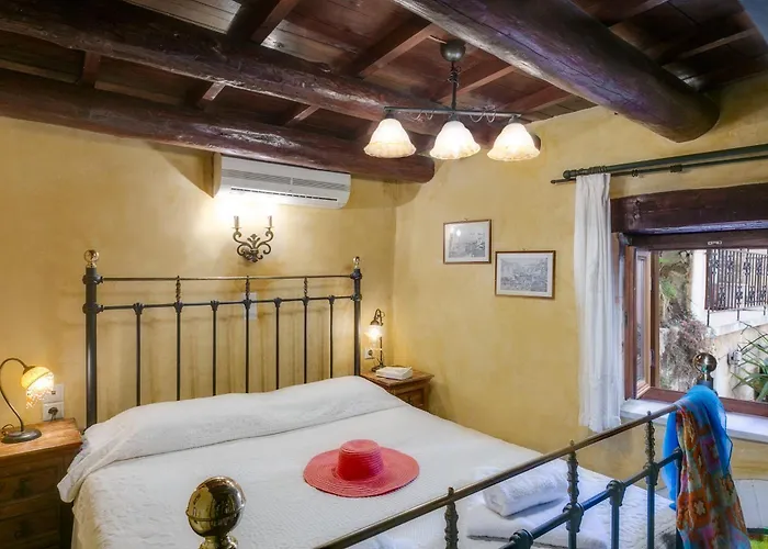 Daire Ifigenia Traditional & Maisonettes *