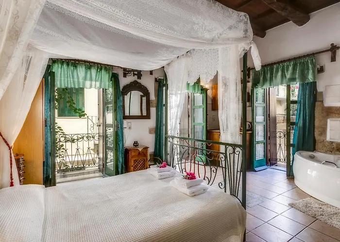 Ifigenia Traditional & Maisonettes Daire *