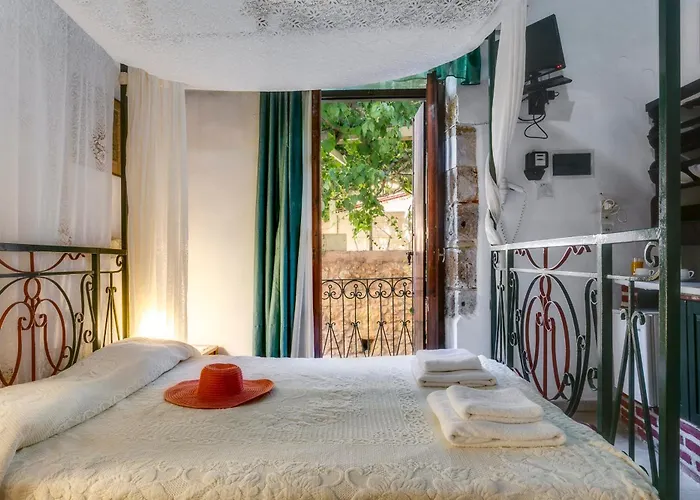 Daire Ifigenia Traditional & Maisonettes Hanya