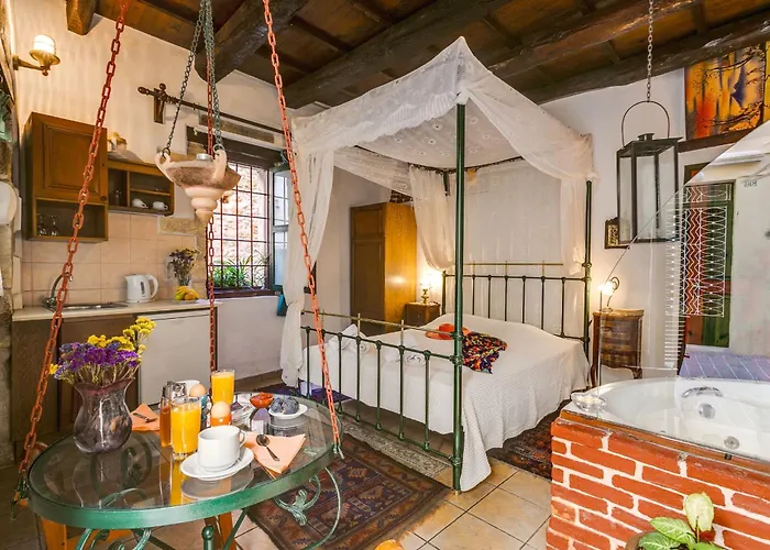 Daire Ifigenia Traditional & Maisonettes *