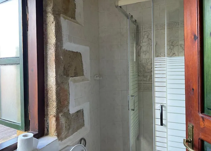 Ifigenia Traditional & Maisonettes *