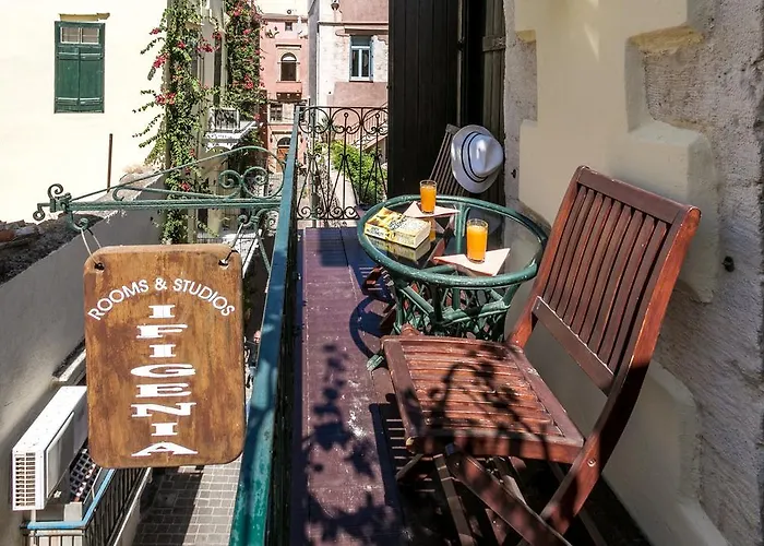 Ifigenia Traditional & Maisonettes